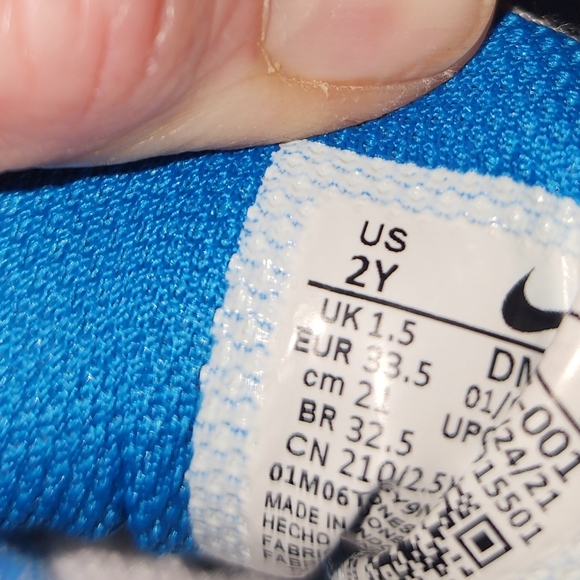 🏃🏿♂️Boys Size 2 Nike Air Max Tennis Shoes🏃♂️ - Picture 6 of 6